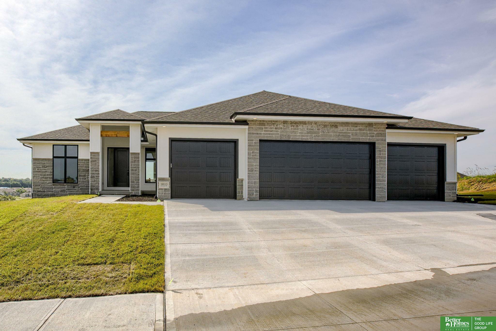 Property Photo: 10113 Laramie Street NE 68046