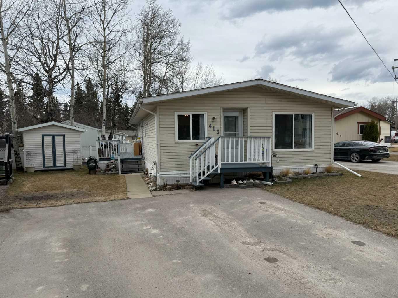 700 Carmichael Lane 413  Hinton AB T7V 1S9 photo