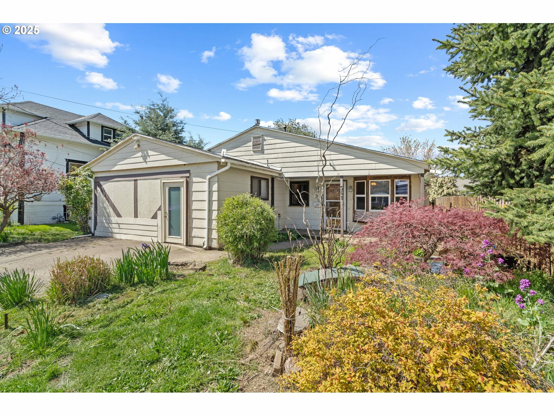5615 NE 18th Ave  Portland OR 97211 photo