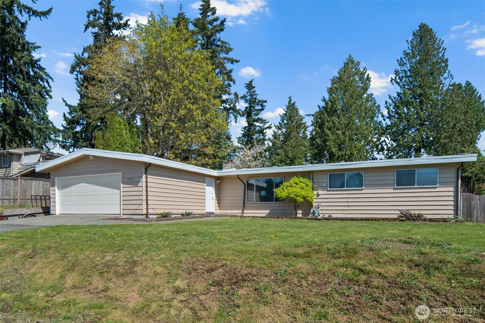 Property Photo: 37854 38th Avenue S WA 98001
