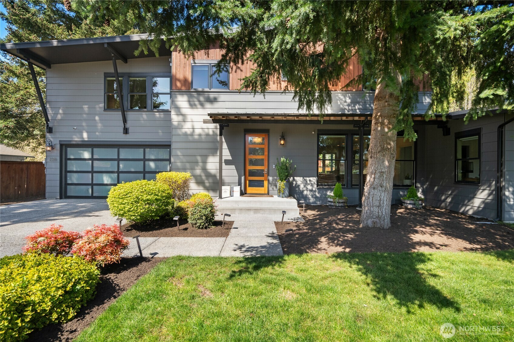 2316 NE 130th Street  Seattle WA 98125 photo