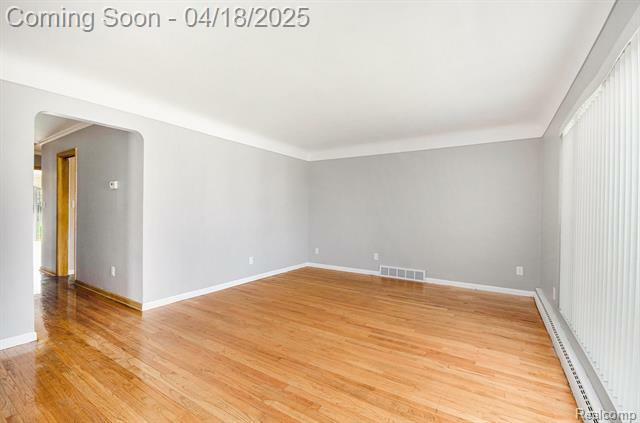 Property Photo: 1855 Prestwick Road MI 48236