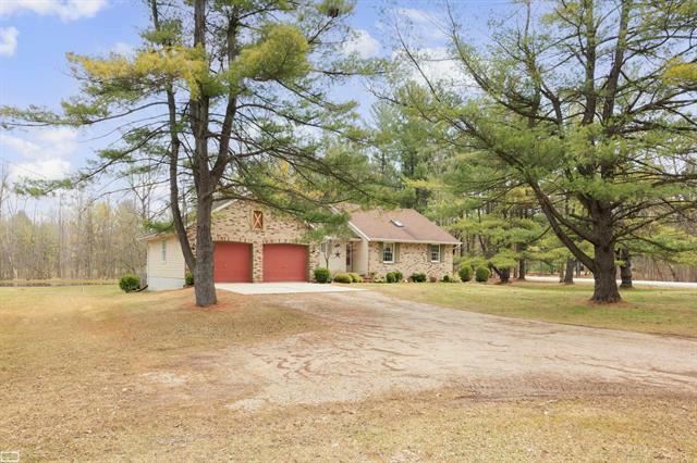 475 S Bartlett Road  St. Clair Twp MI 48079 photo