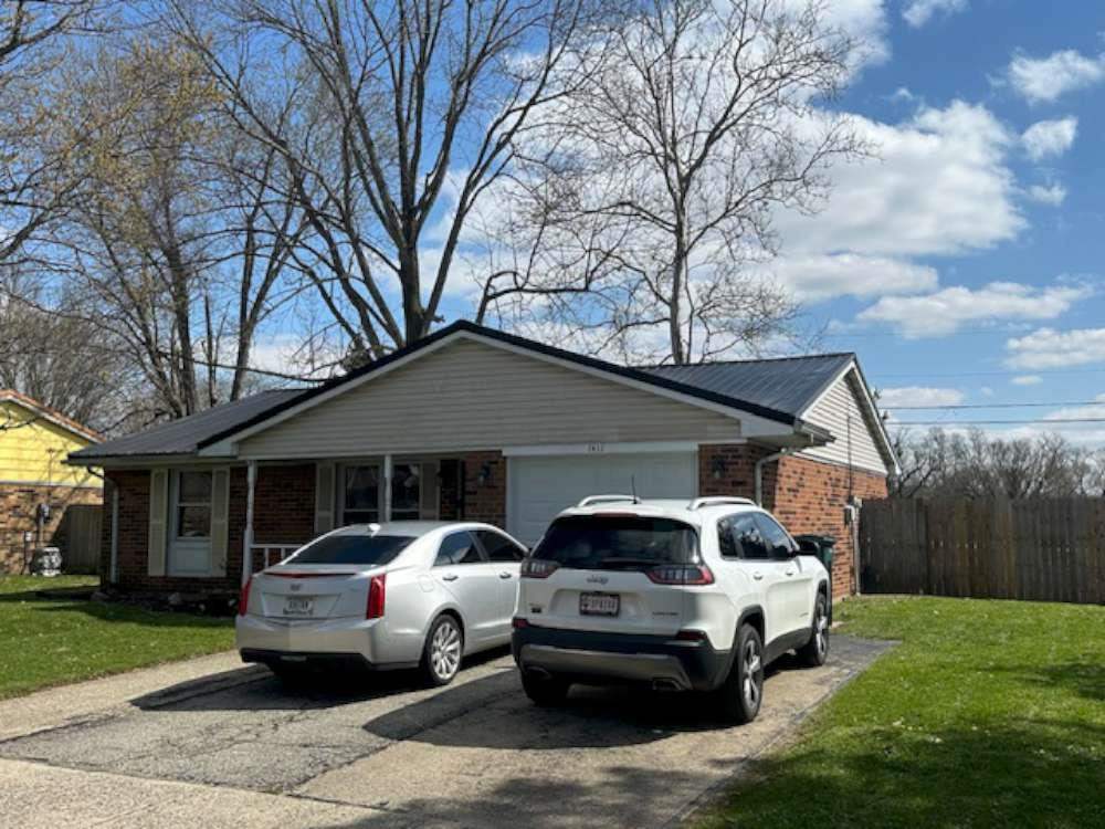 Property Photo: 1411 Irish Hills Court IN 47374