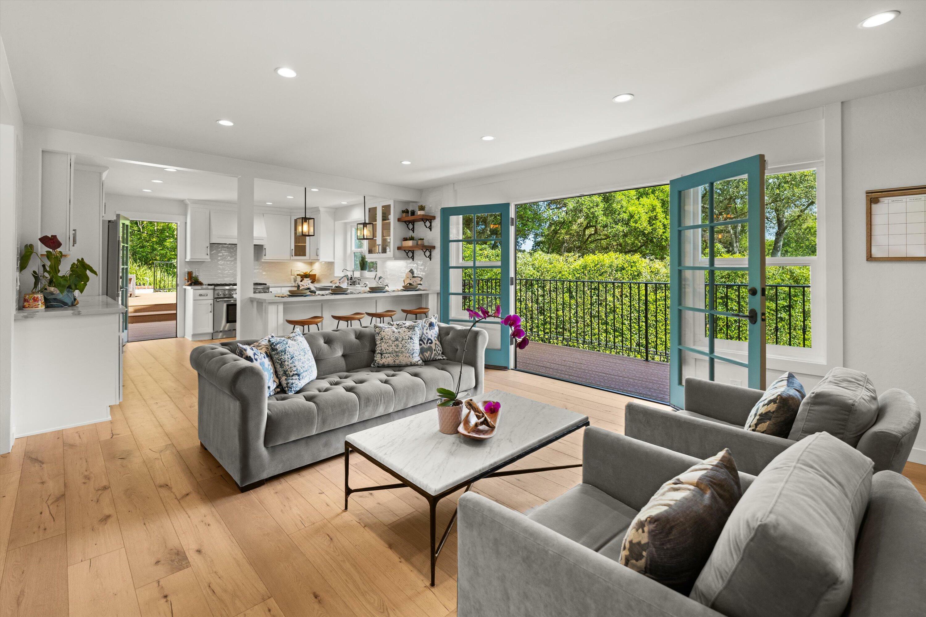 Property Photo:  4517 Vieja Drive  CA 93110 