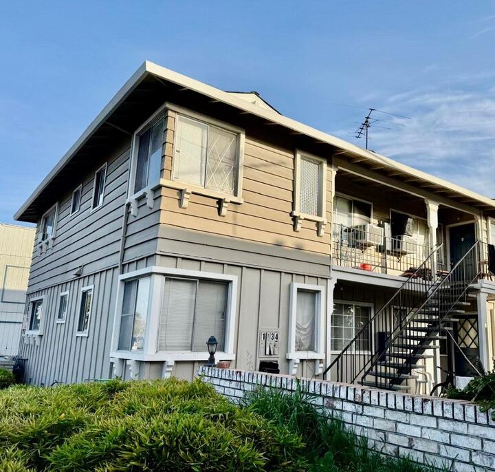 Property Photo:  2335 Monroe Street  CA 95050 