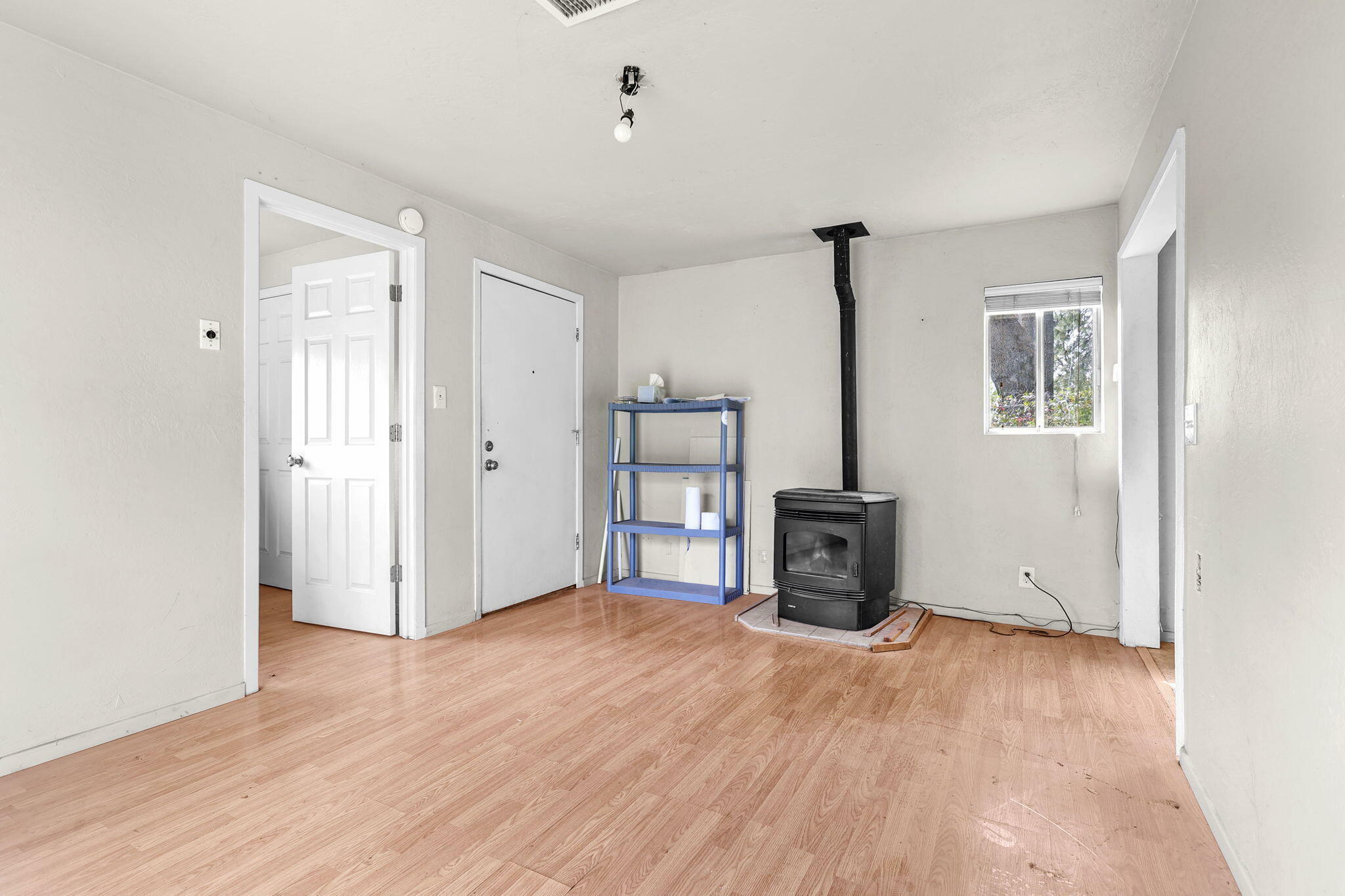 Property Photo: 2415 West Street CA 96001