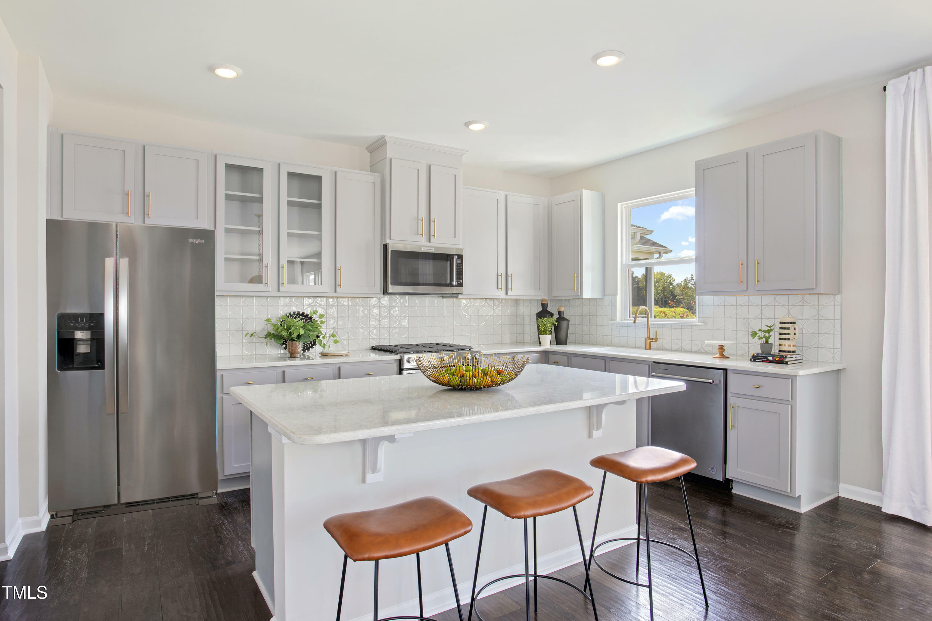 Property Photo: 900 Emmer Street NC 27571