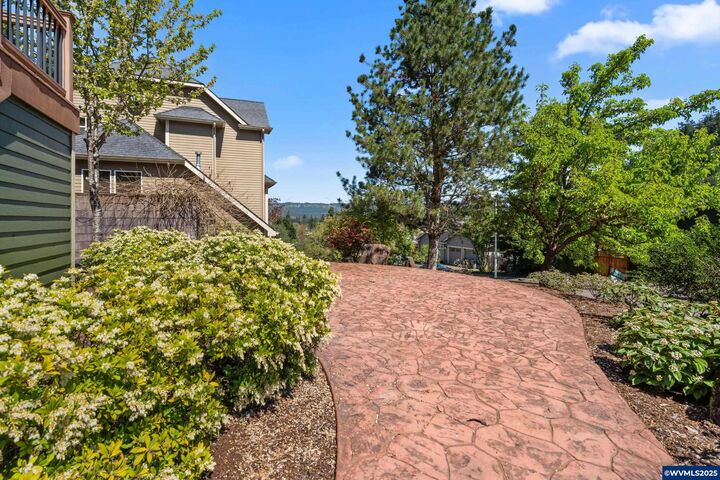 Property Photo:  280 Boulder Ridge Dr  OR 97386 