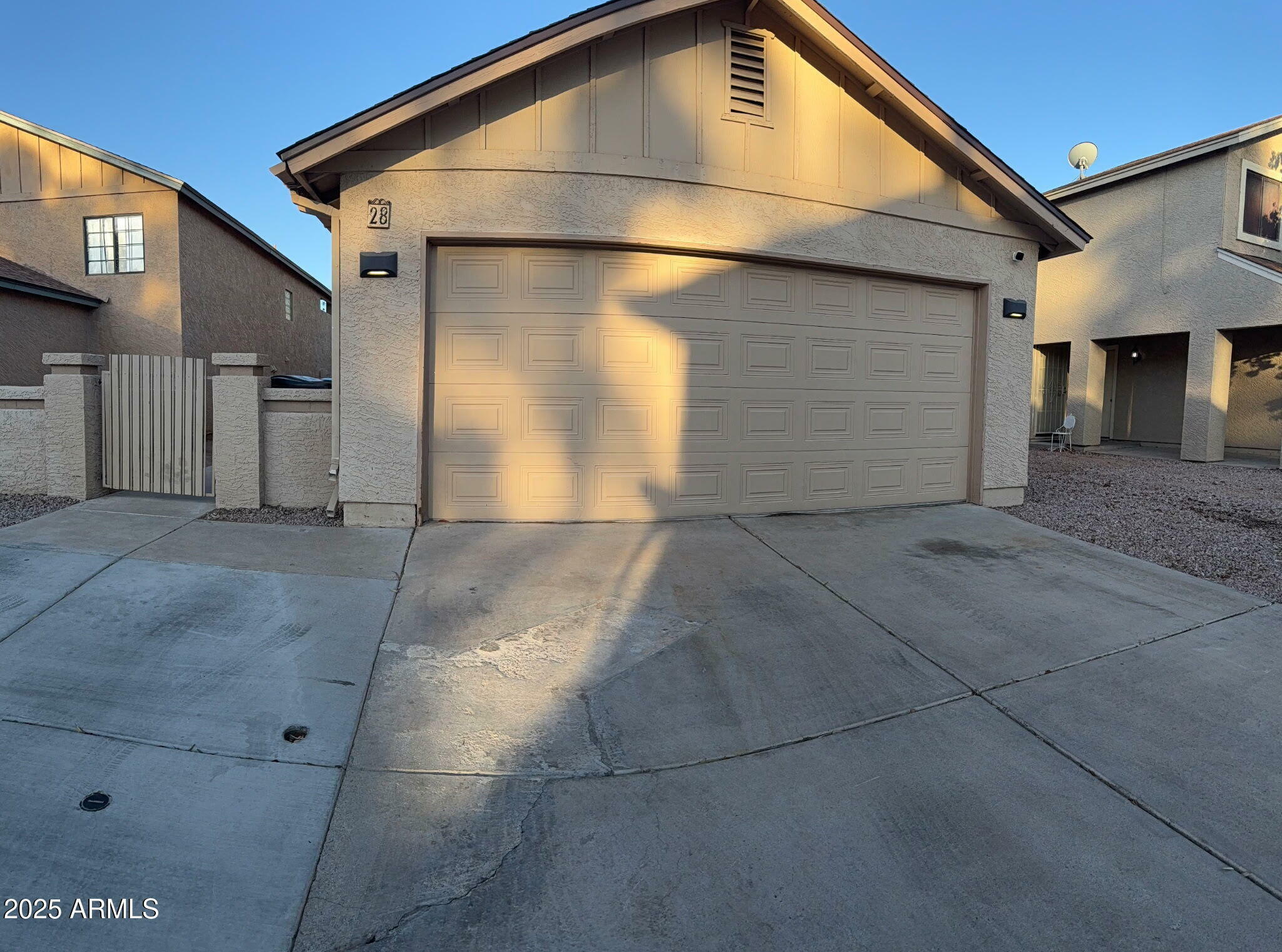 Property Photo:  921 S Val Vista Drive 28  AZ 85204 