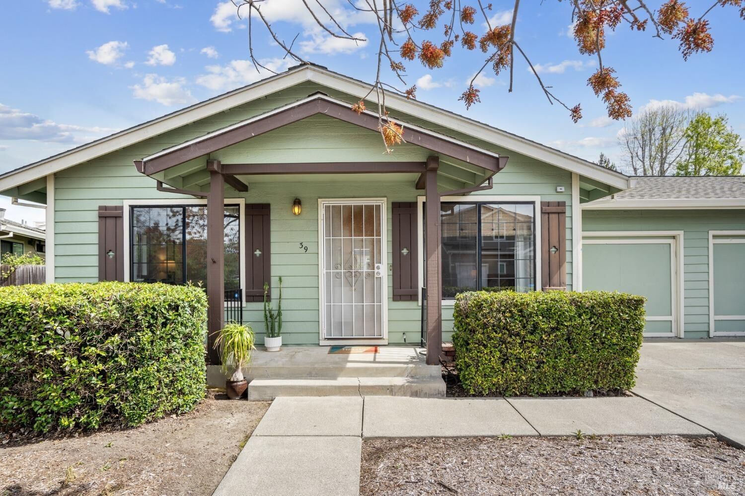 Property Photo: 39 Edith Street CA 94952