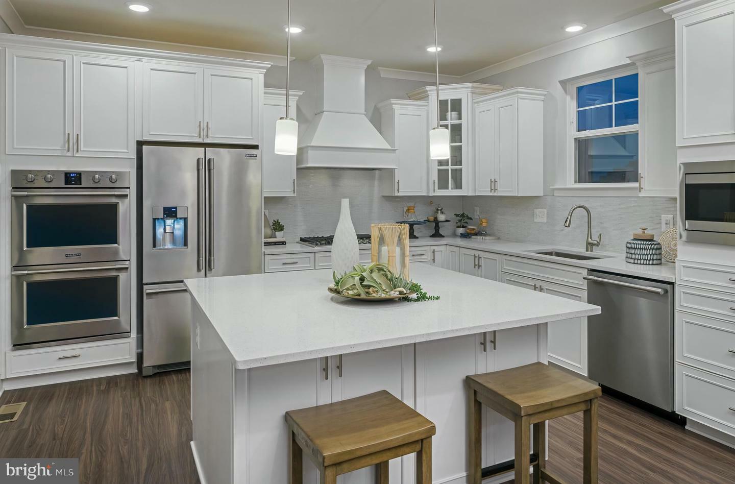 Property Photo: 5843 Calypso Court MD 20695