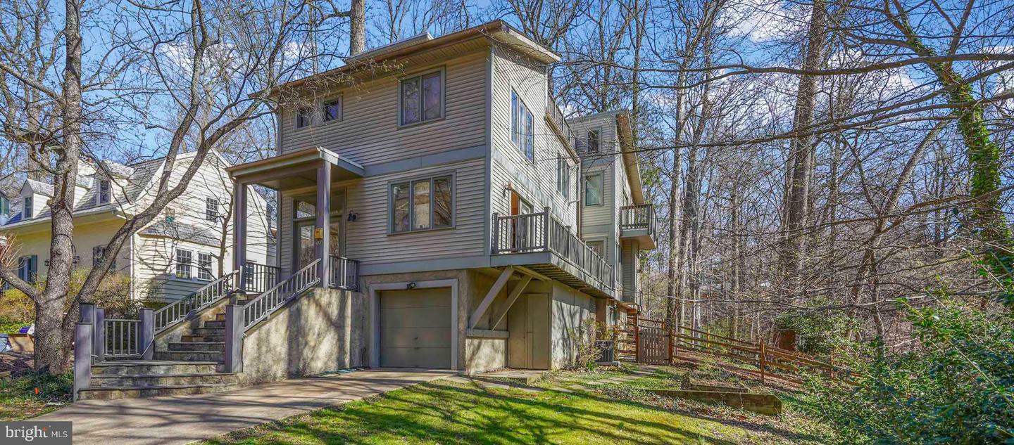 Property Photo:  132 Hilltop Road  MD 20910 