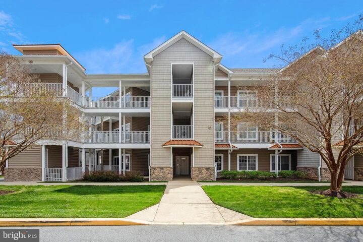 Property Photo:  17436 Slipper Shell Way 4105  DE 19958 