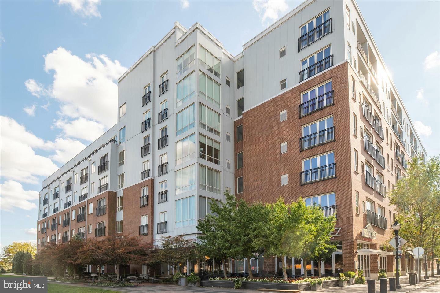Property Photo:  530 Harlan Boulevard Unit G322  DE 19801 