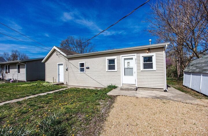 Property Photo: 212 Shideler Street IN 47003