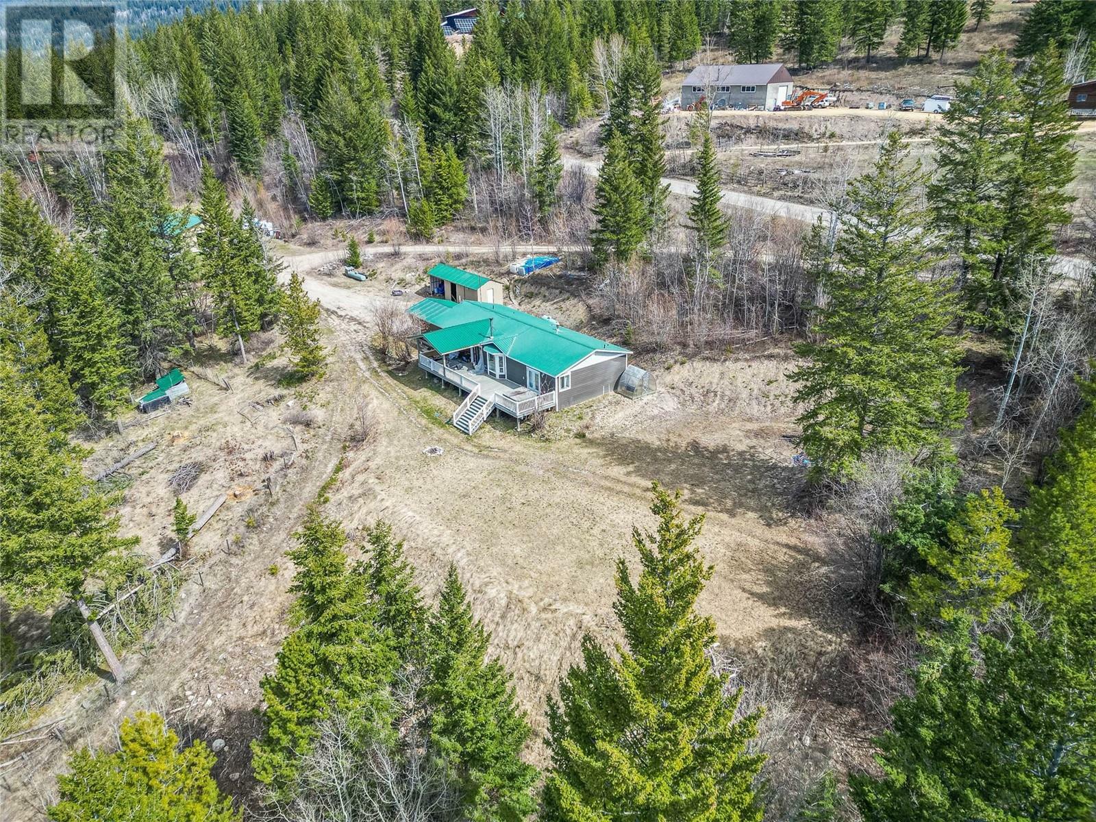 Property Photo: 2711 Silver Birch Lane BC V0E 2P0