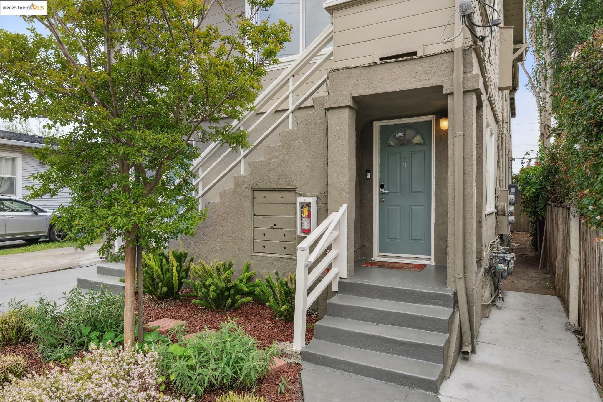 Property Photo: 1226 Russell Street CA 94702