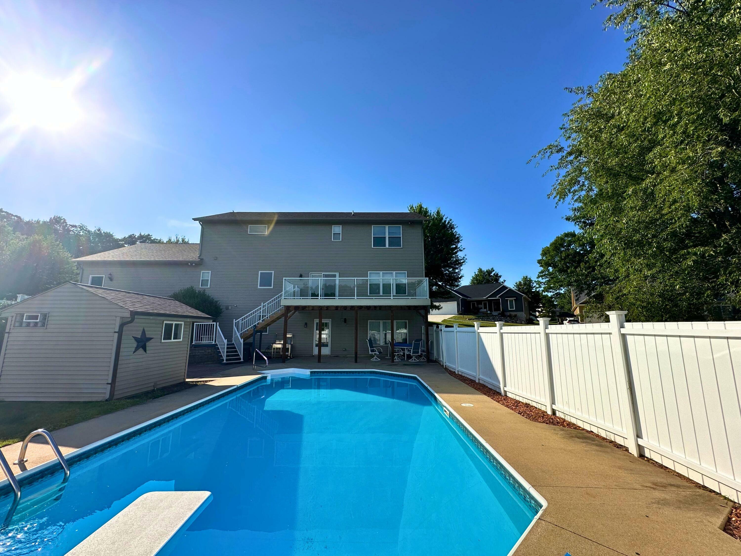 Property Photo: 312 Rigg Street IN 46552