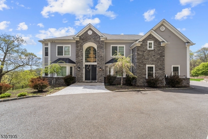 Property Photo: 183 Johnston Dr NJ 07069