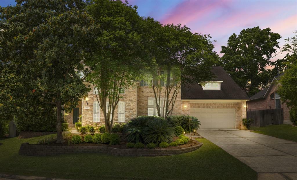 Property Photo: 99 S Shawnee Ridge Circle TX 77382