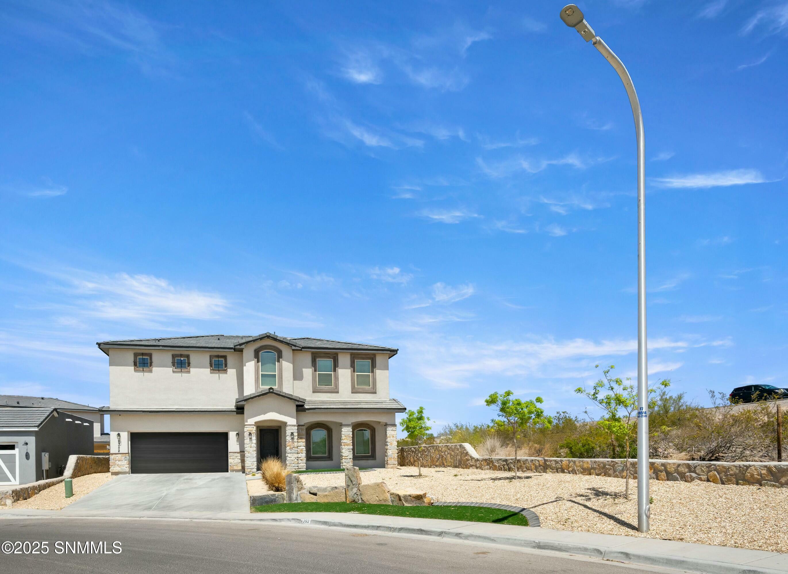 Property Photo: 1352 Lenox Avenue NM 88005