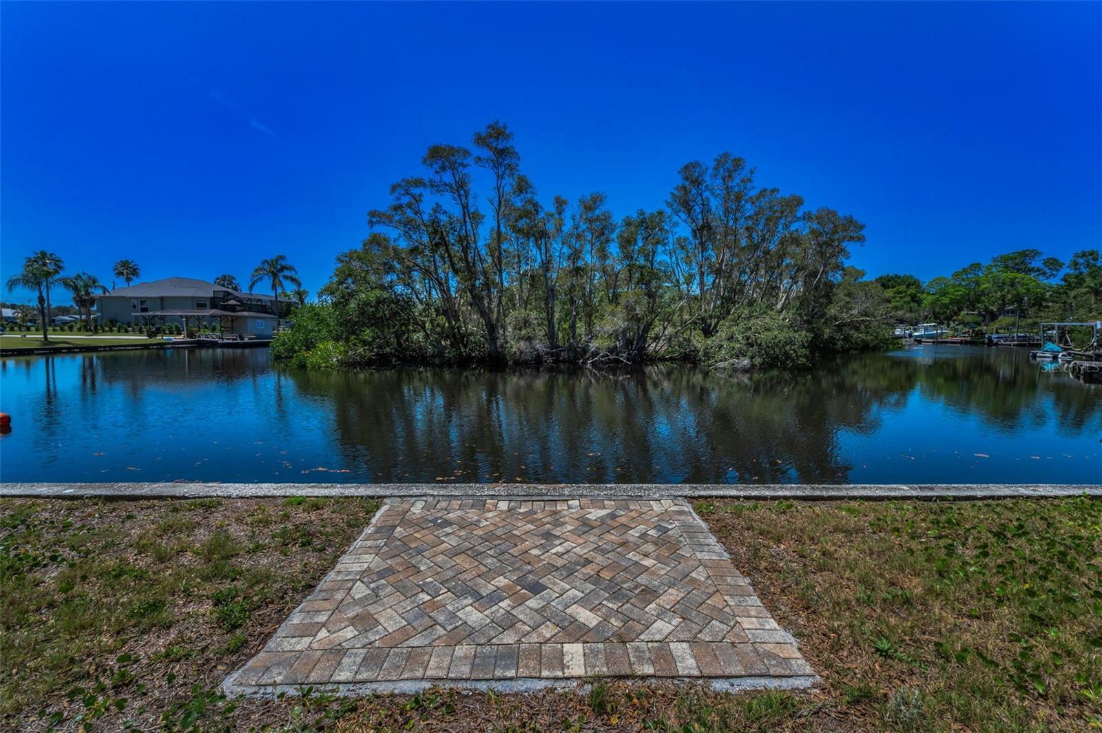 Property Photo: 3133 Pineview Drive FL 34691