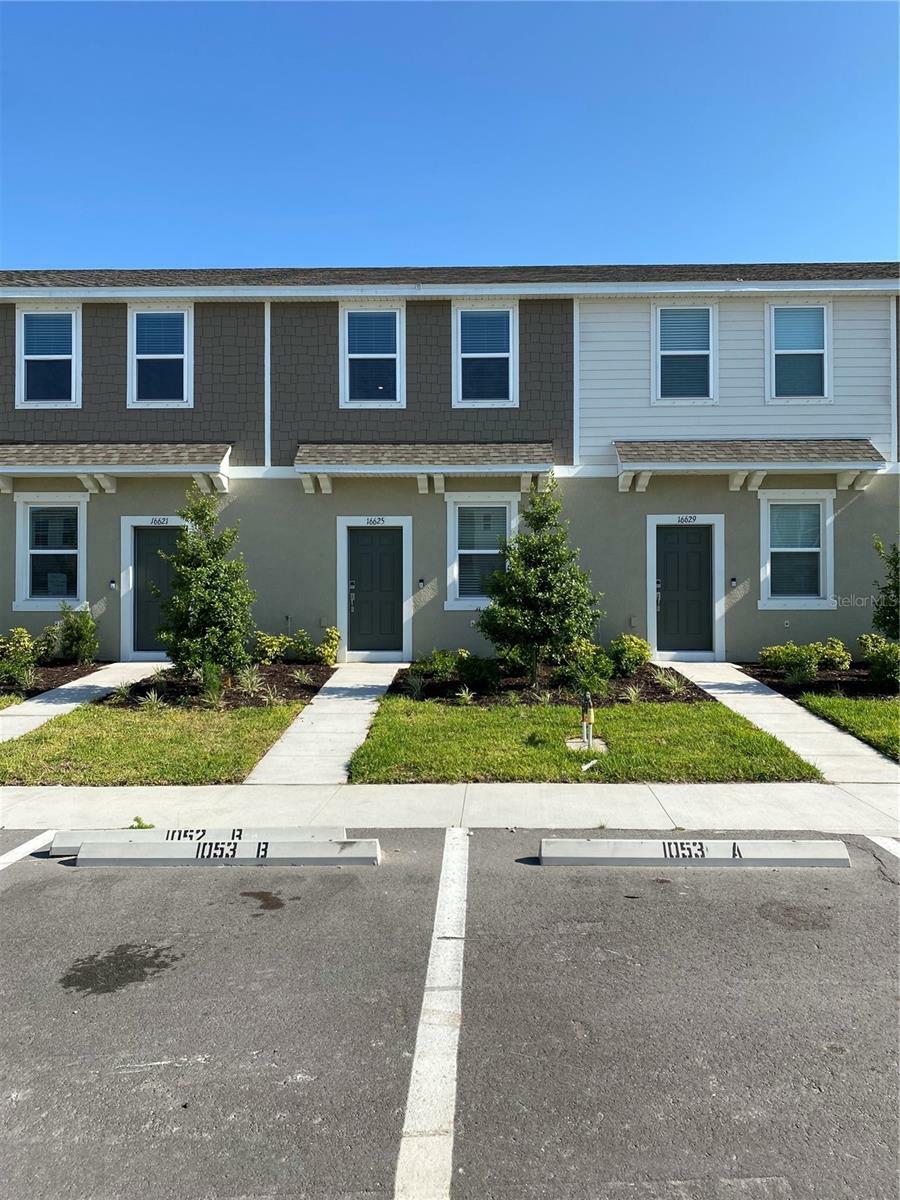 Property Photo: 16625 San Nicola Place FL 34211
