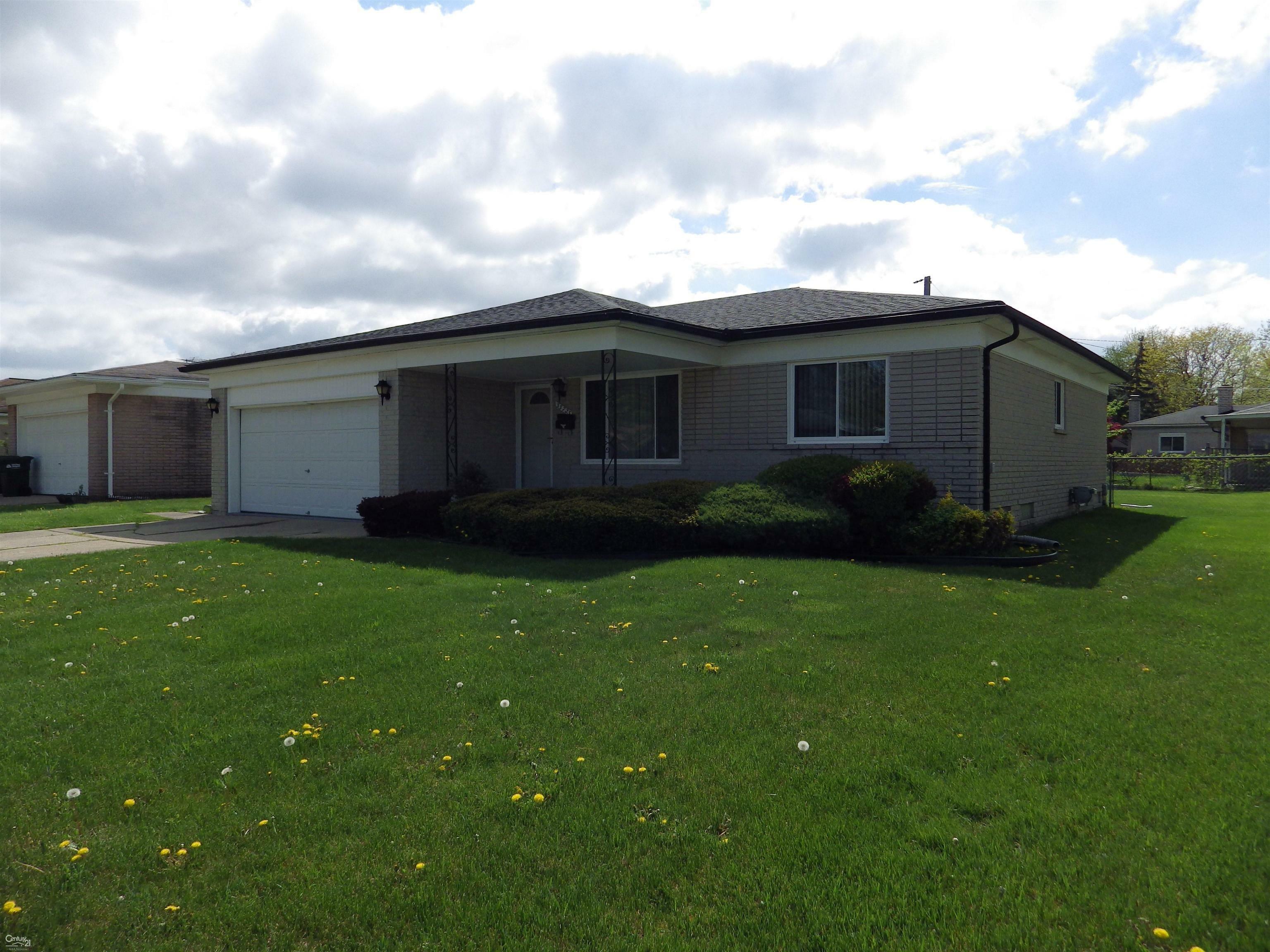 Property Photo: 33723 Colfax Drive MI 48310