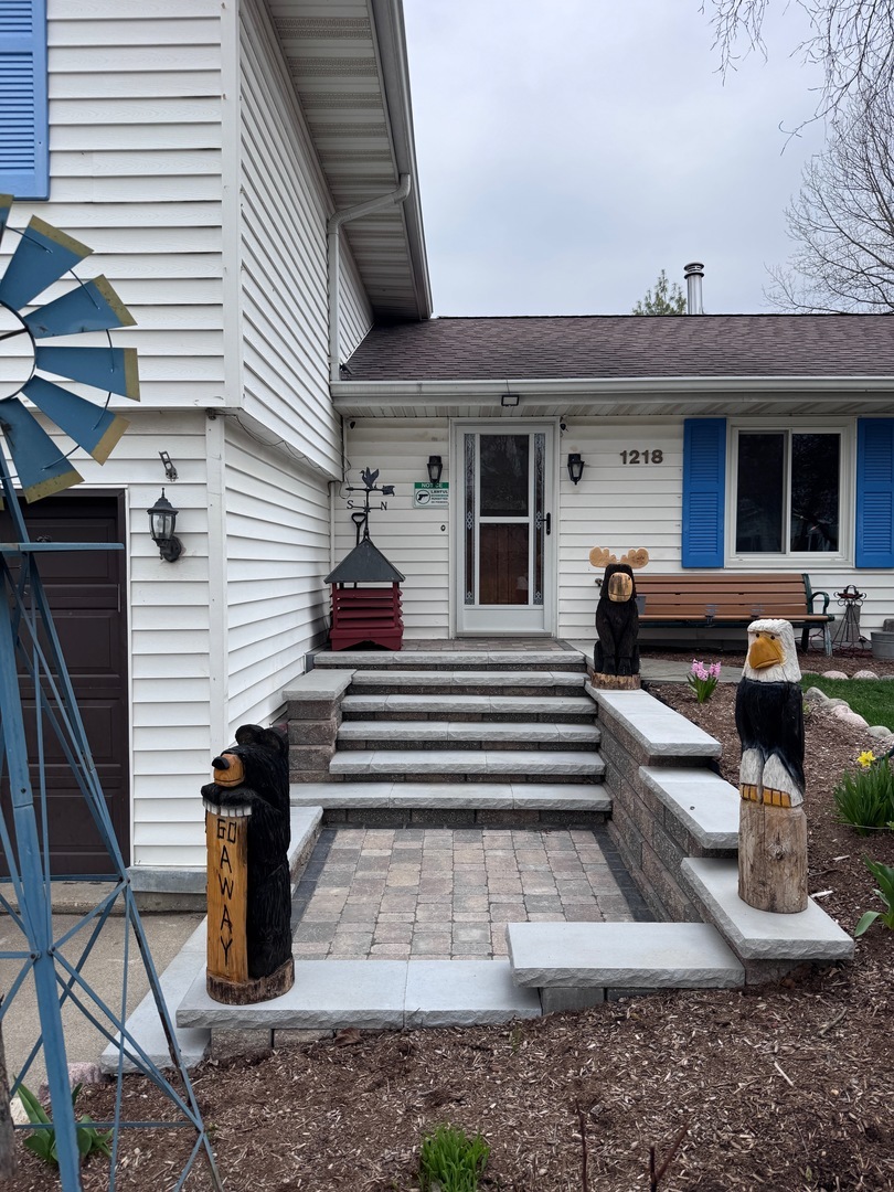 Property Photo: 1218 Bunker Street IL 60098