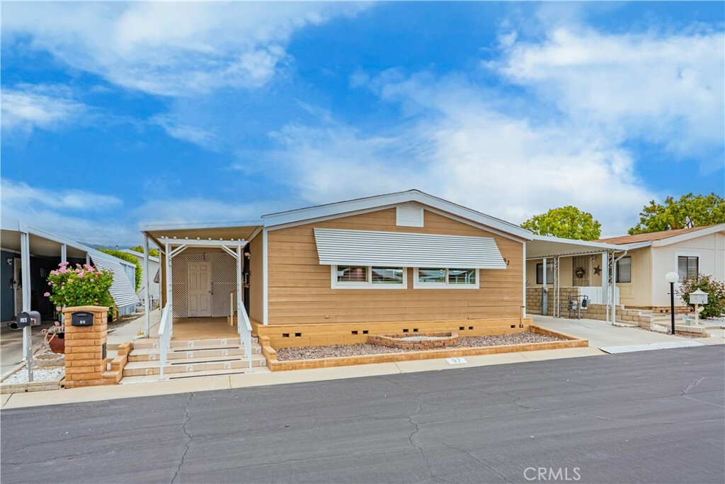 Property Photo: 24600 97 Mountain Avenue 97 CA 92544