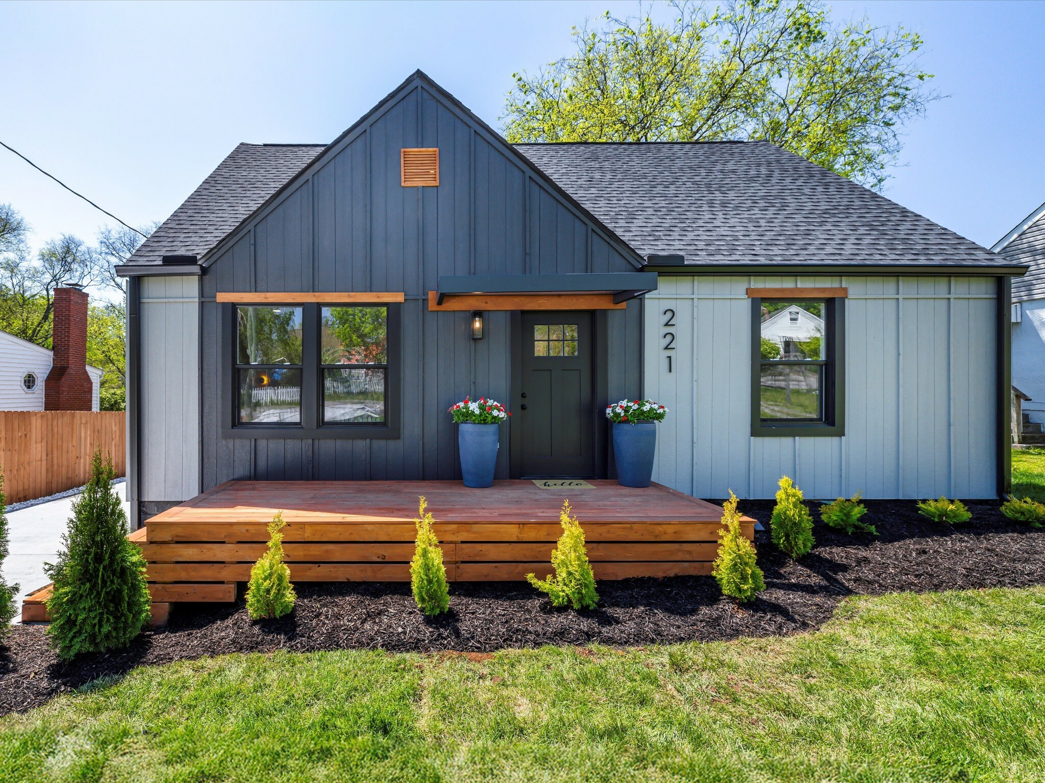 Property Photo: 221 Morton Ave TN 37211
