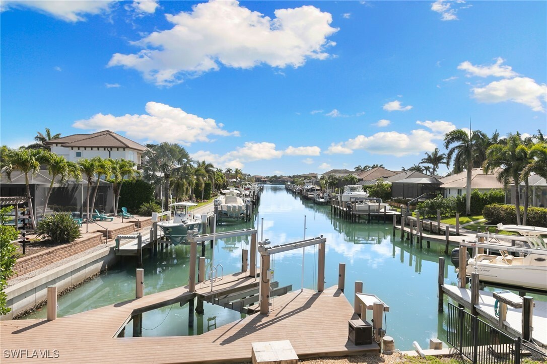 Property Photo: 651 Partridge Court FL 34145