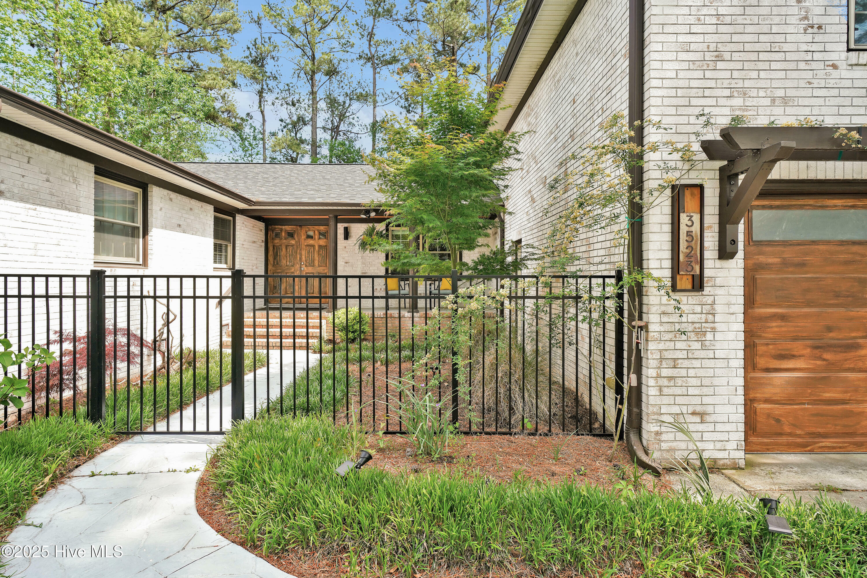 Property Photo: 3523 Kirby Smith Drive NC 28409