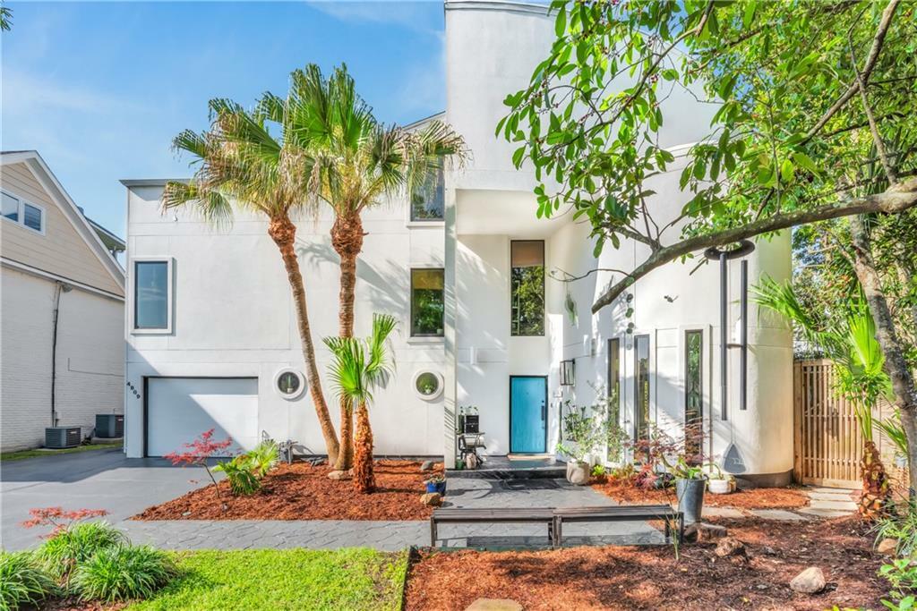 Property Photo: 4809 Neyrey Drive LA 70002