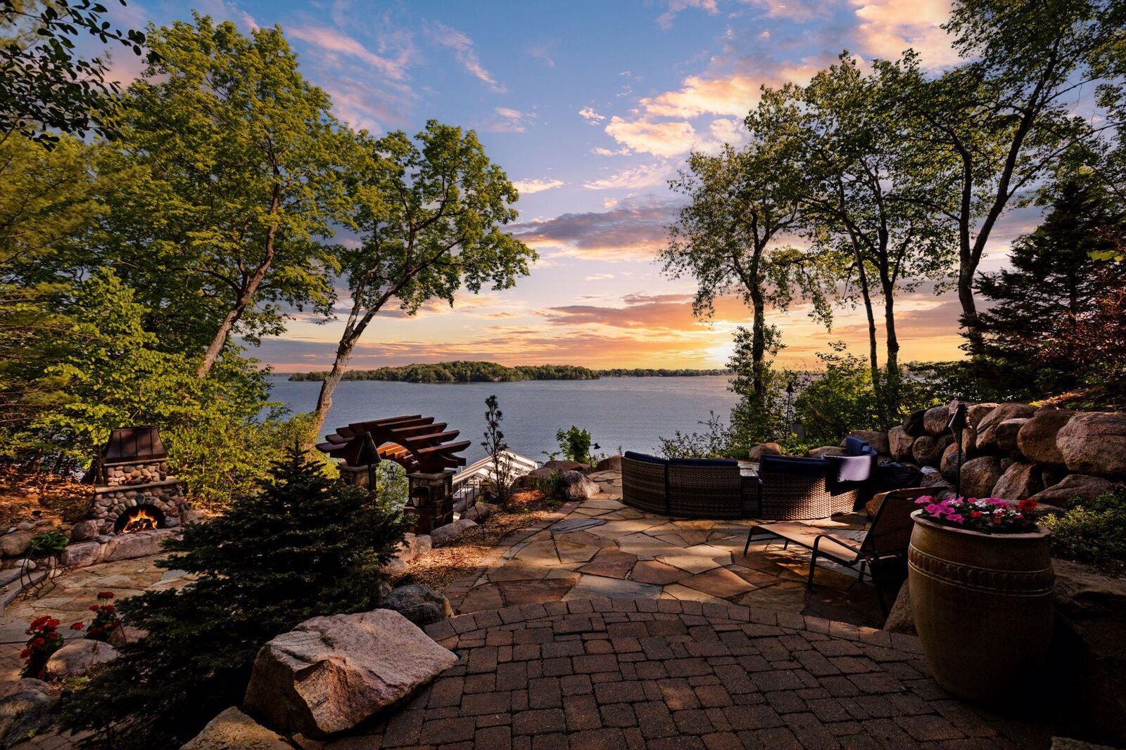 Property Photo: 6425 Virginia Drive MN 55331