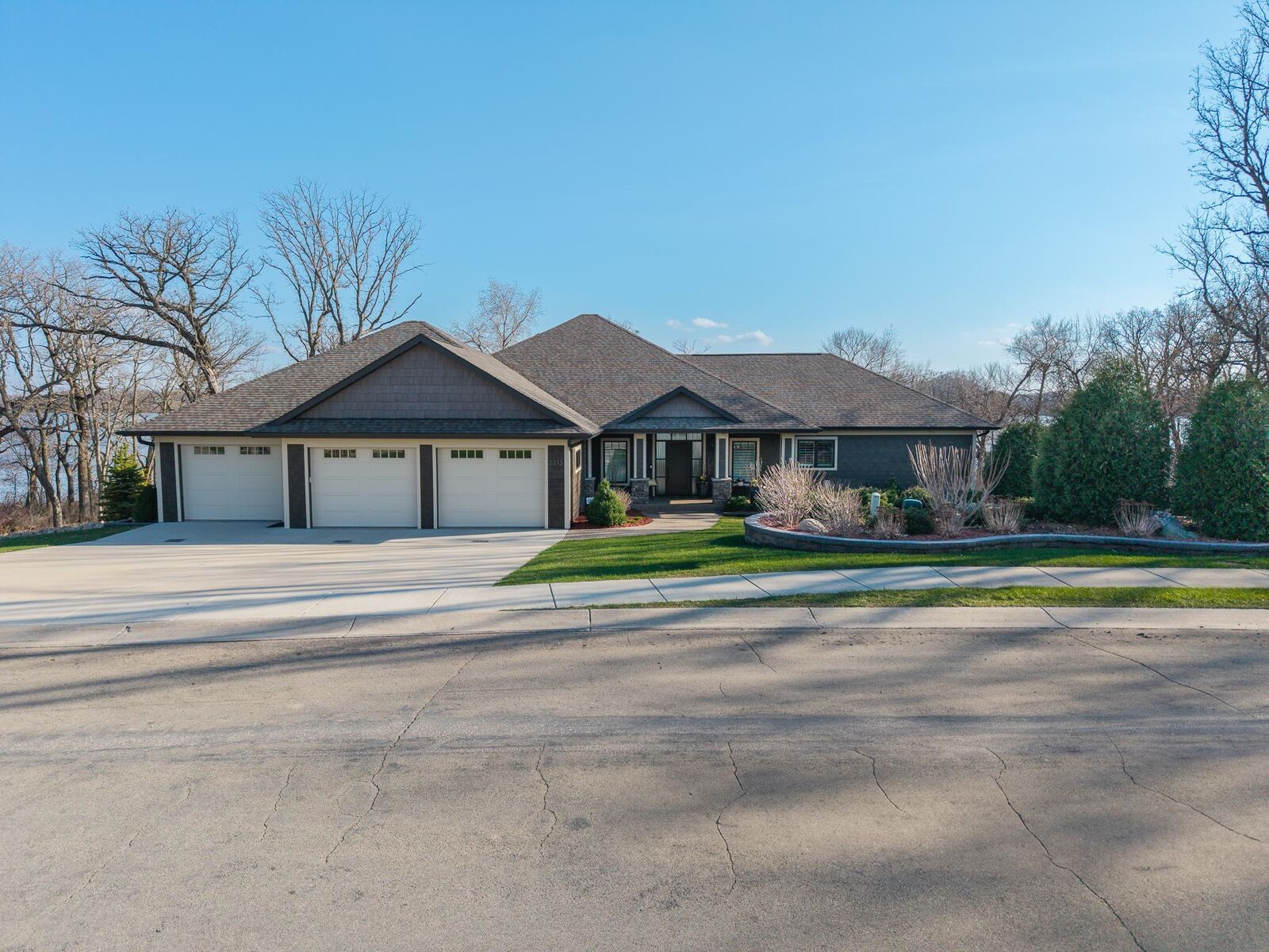 Property Photo:  2313 9th Street W  MN 56007 