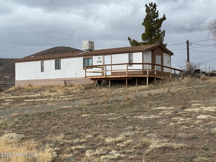 11100 E Meadow Drive  Mayer AZ 86333 photo