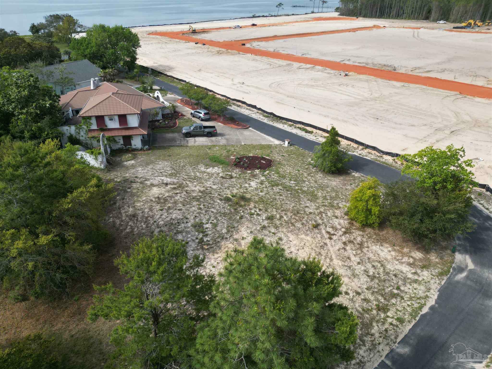 Property Photo: 1637 Smugglers Cove Cir FL 32563