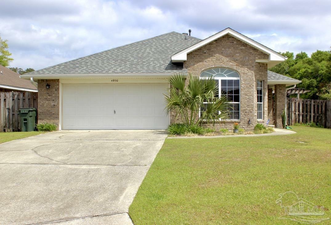 Property Photo: 4930 Genevive Ct FL 32526
