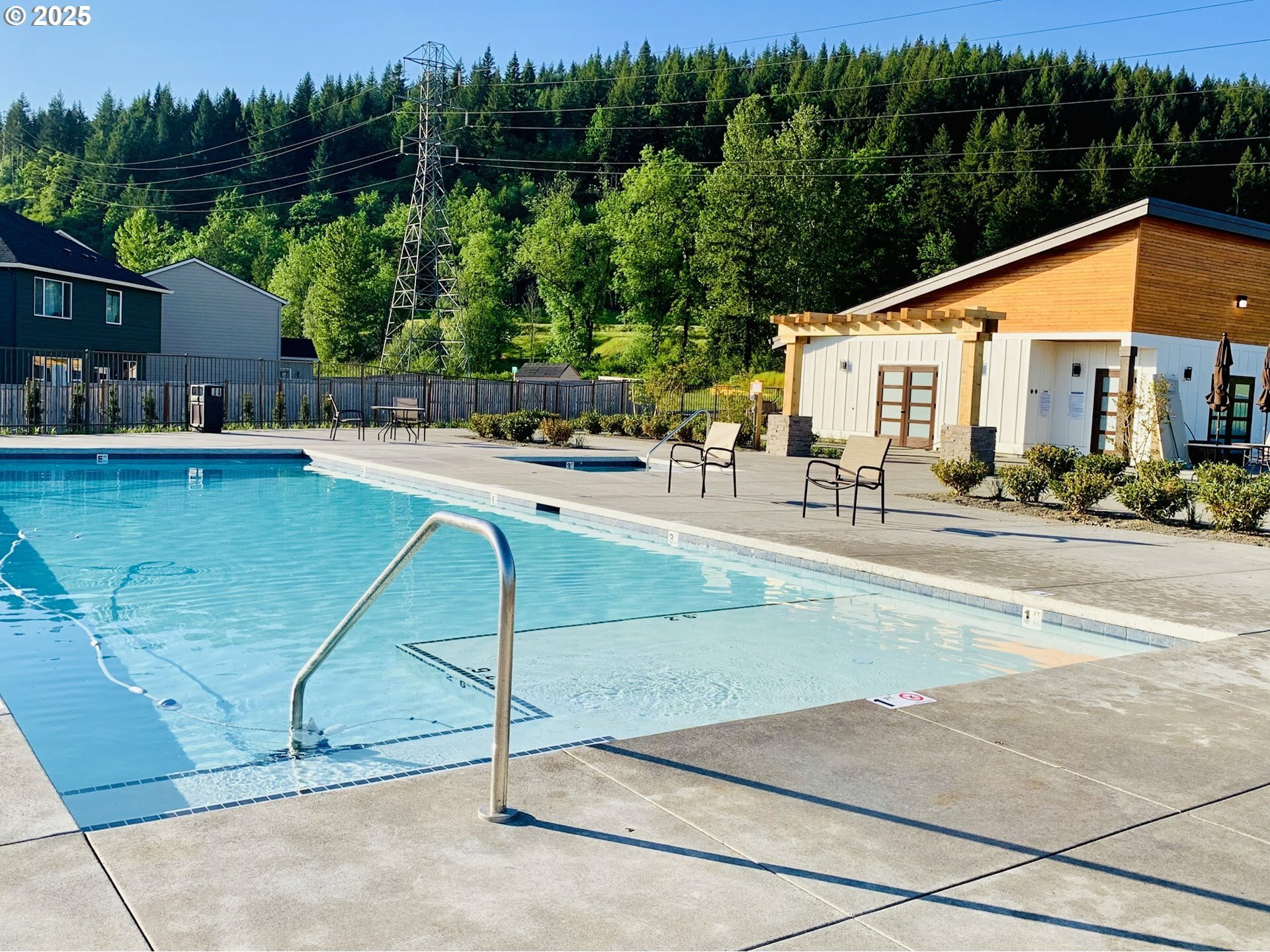 Property Photo: 9019 N Dogwood St WA 98607