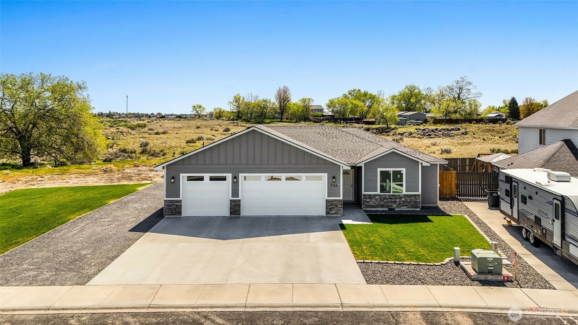 556 S Glenmoor Drive  Moses Lake WA 98837 photo