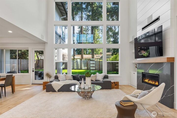 Property Photo:  12038 SE 51st St  WA 98006 