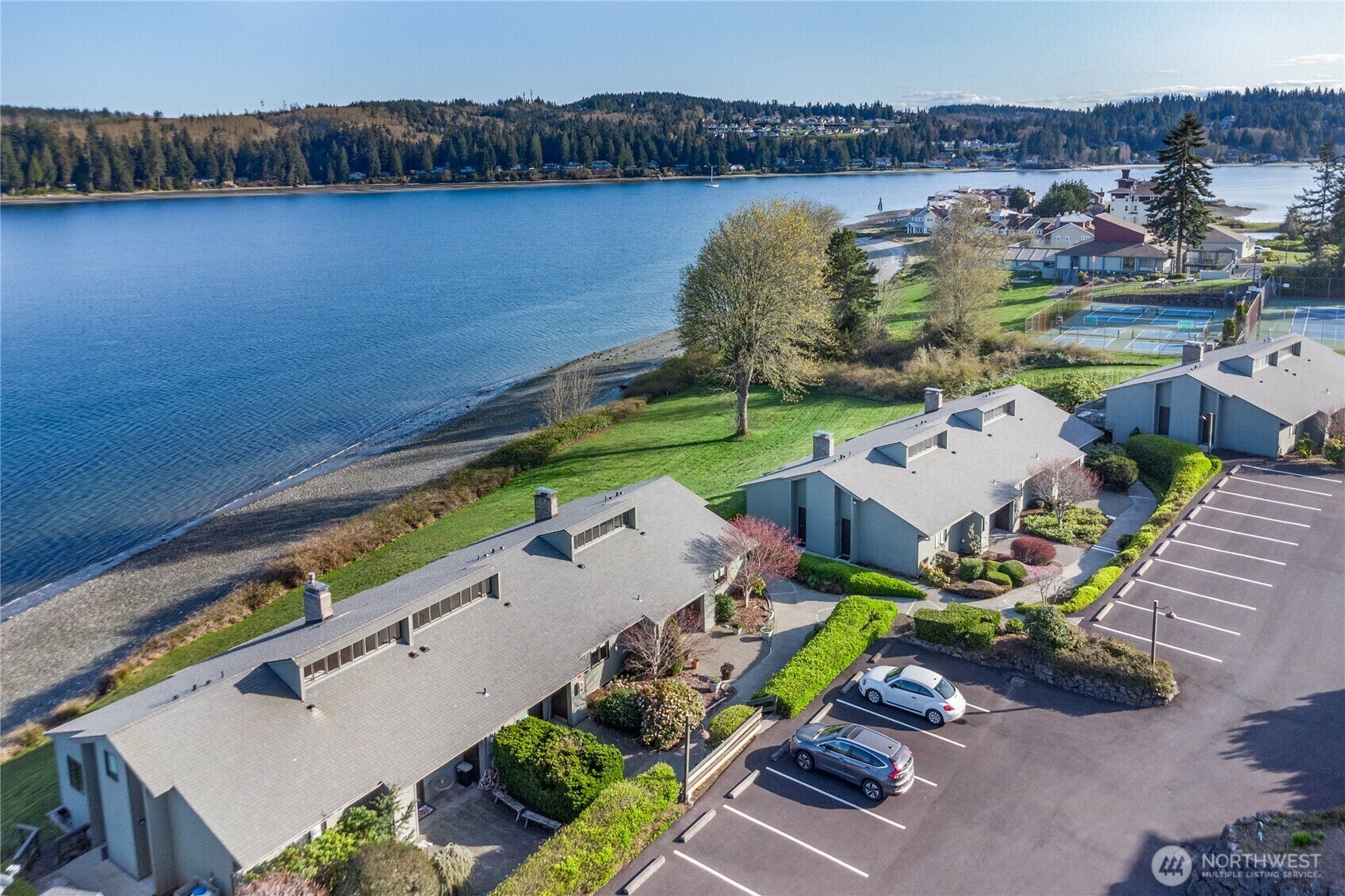 Property Photo: 80 Cascade Place Apt 29 WA 98365