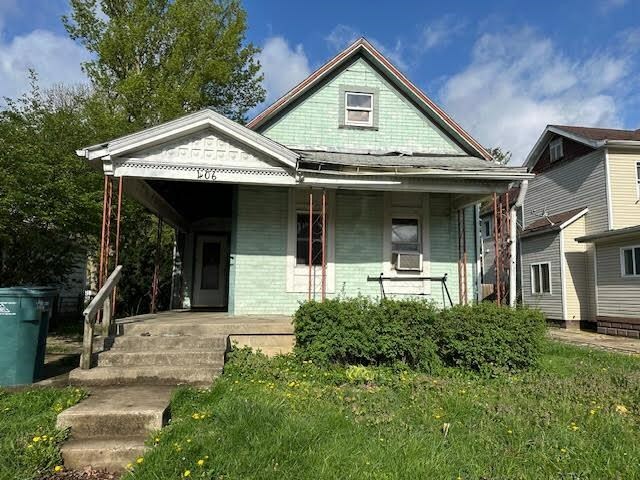 Property Photo: 406 N 21 Street IN 47374