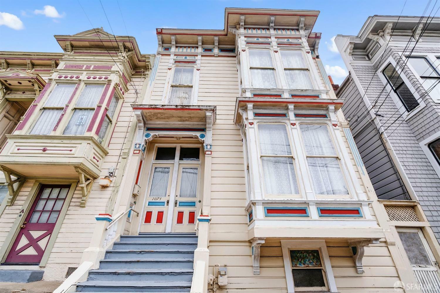 1075 Noe Street  San Francisco CA 94114 photo