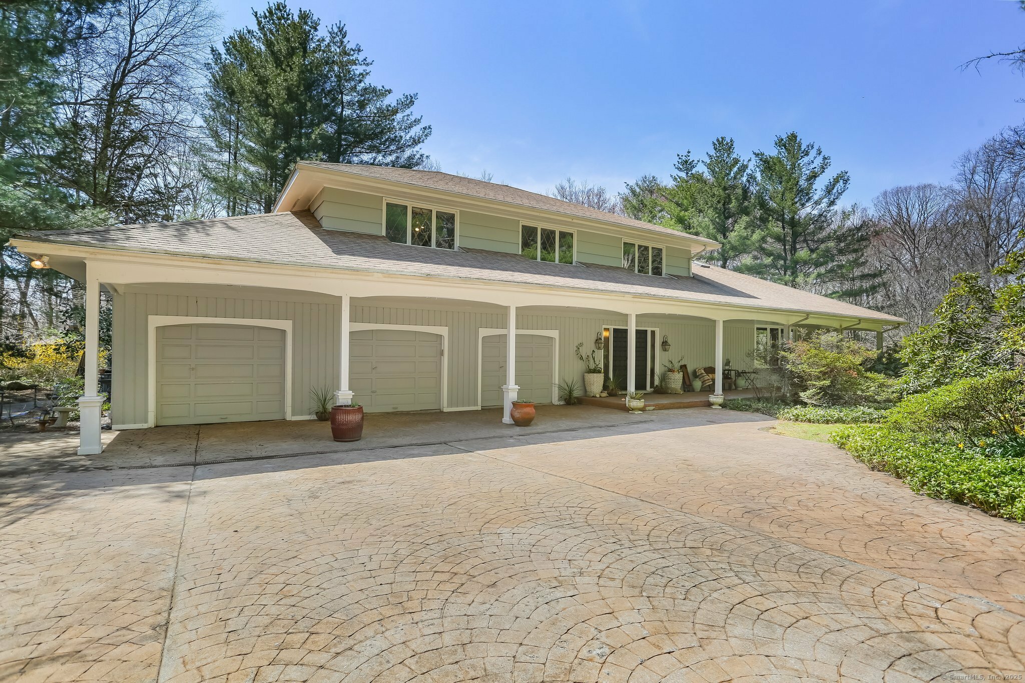 Property Photo: 135 Wildwood Drive CT 06614