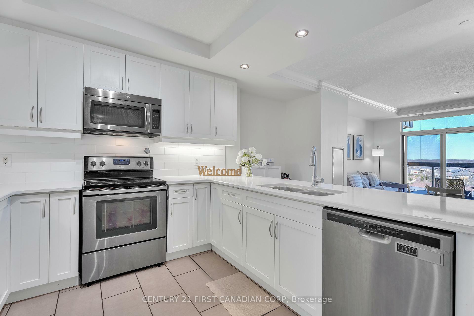 Property Photo: 240 Villagewalk Boulevard 812 ON N6G 0P6