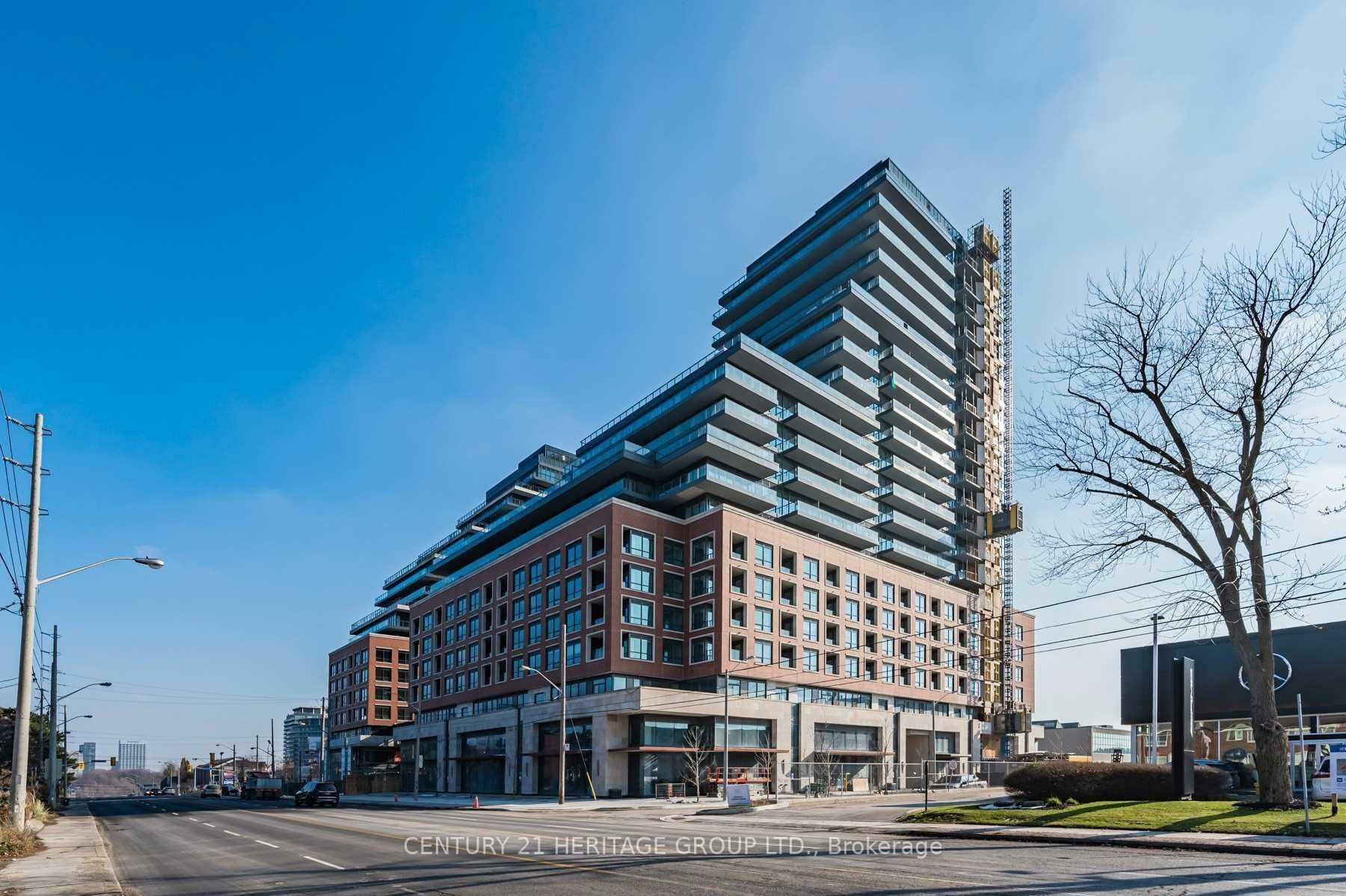 Property Photo: 33 Frederick Todd Way 619 ON M4G 0C9