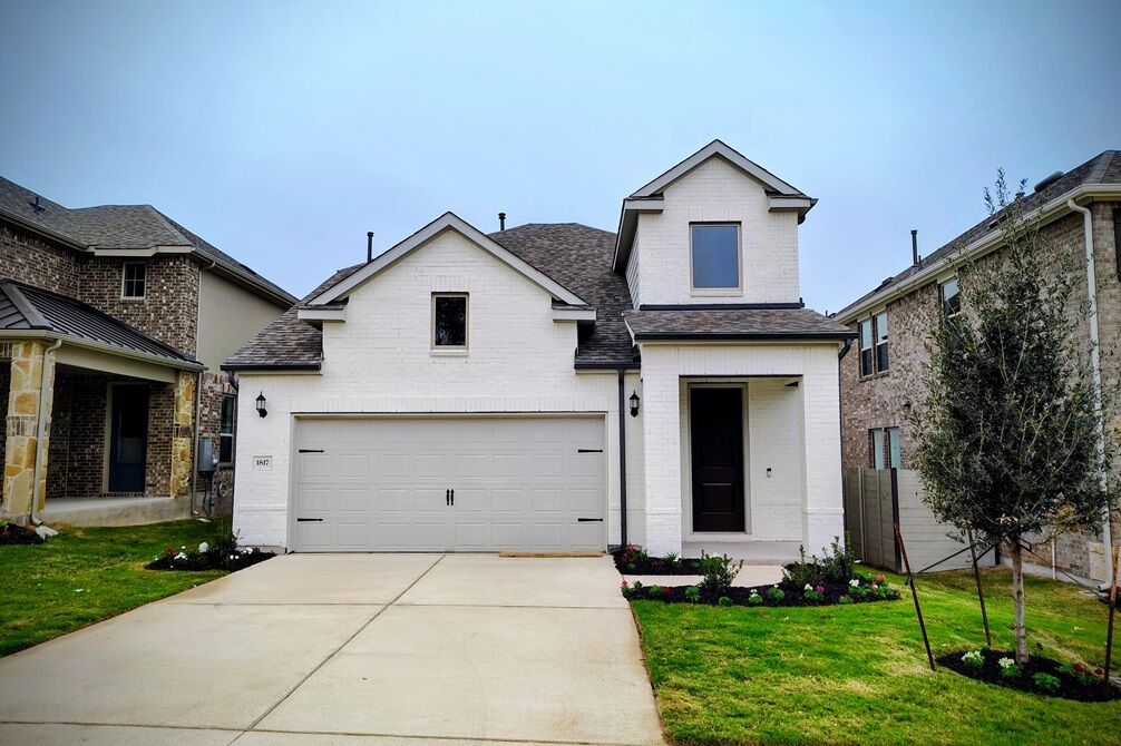 Property Photo: 1817 Spring Mountain Cove TX 78628